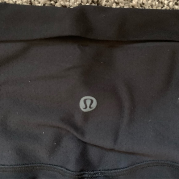 Lululemon leggings — like new! - Picture 3 of 4